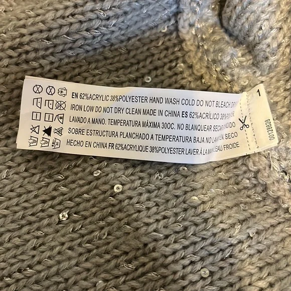 NWT Forever 21 Sequin Crew-Neck Long Sleeve Sweater, Silver Gray | S - Picture 13 of 14